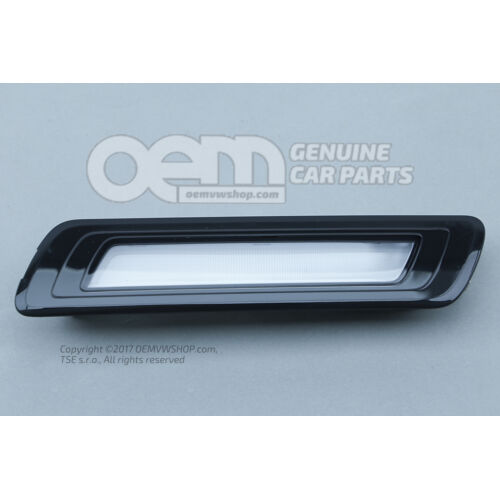 Lampa LED soul (czarna) Audi Q7 4M 4M0947170  4PK