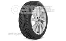 Kompletne koło zimowe 17" felga aluminiowa Diamond Silver 6VA073287  8Z8