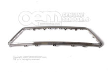 Ozdobna ramka w kolorze jasnego chromu 6F9854643A 2ZZ (1)