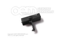 Płaska obudowa styków z mechanizmem blokującym styki 1J0973119