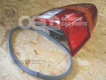 Światło tylne ze światłem przeciwmgielnym 321945112K (1)