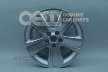Felga aluminiowa w kolorze chrom metalik Skoda Superb 3U 3U0601025K 7ZS