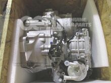 Skrzynia automatyczna 4-biegowa 001300039 X (1)